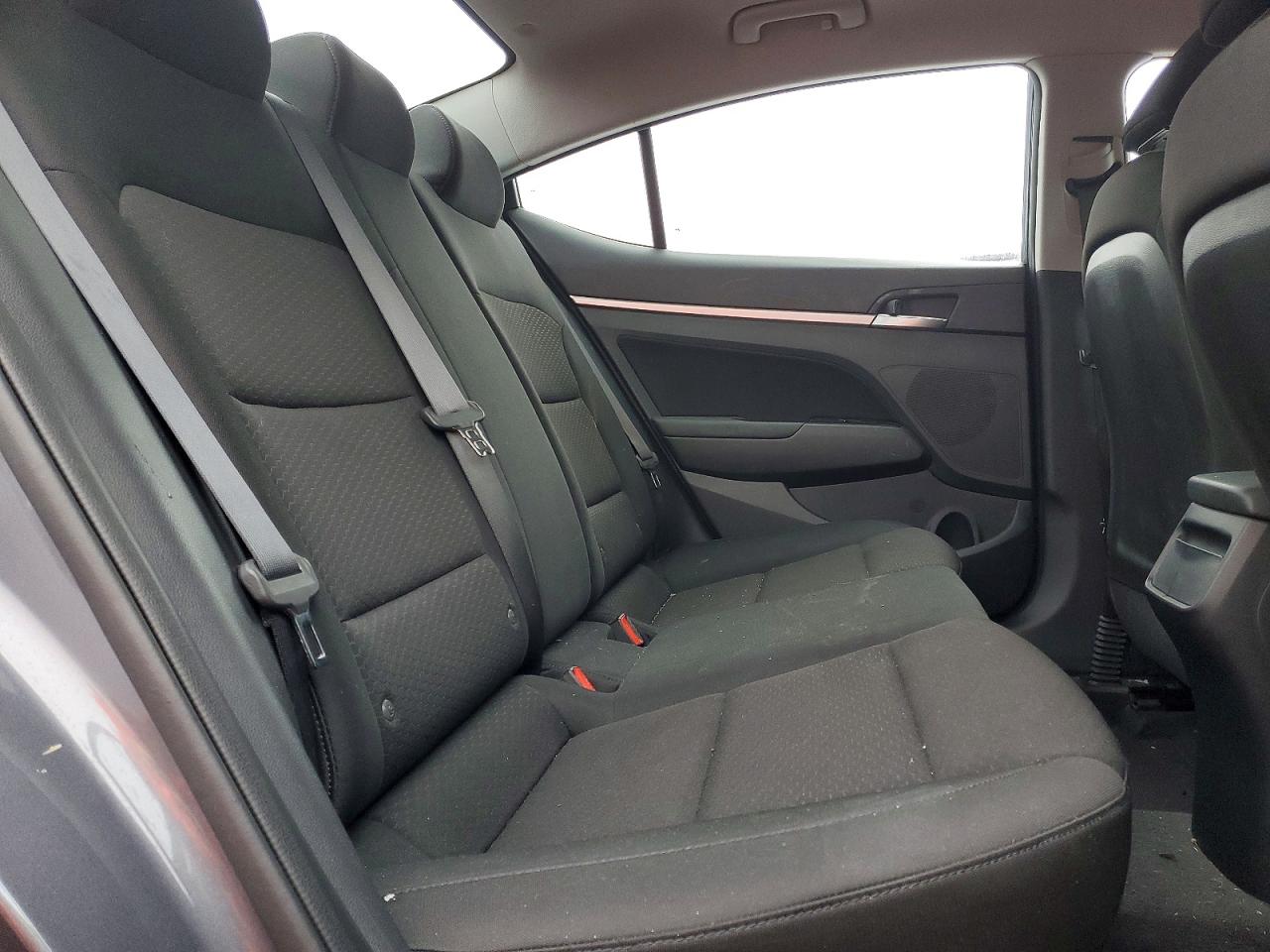2019 HYUNDAI ELANTRA SEL photo 10
