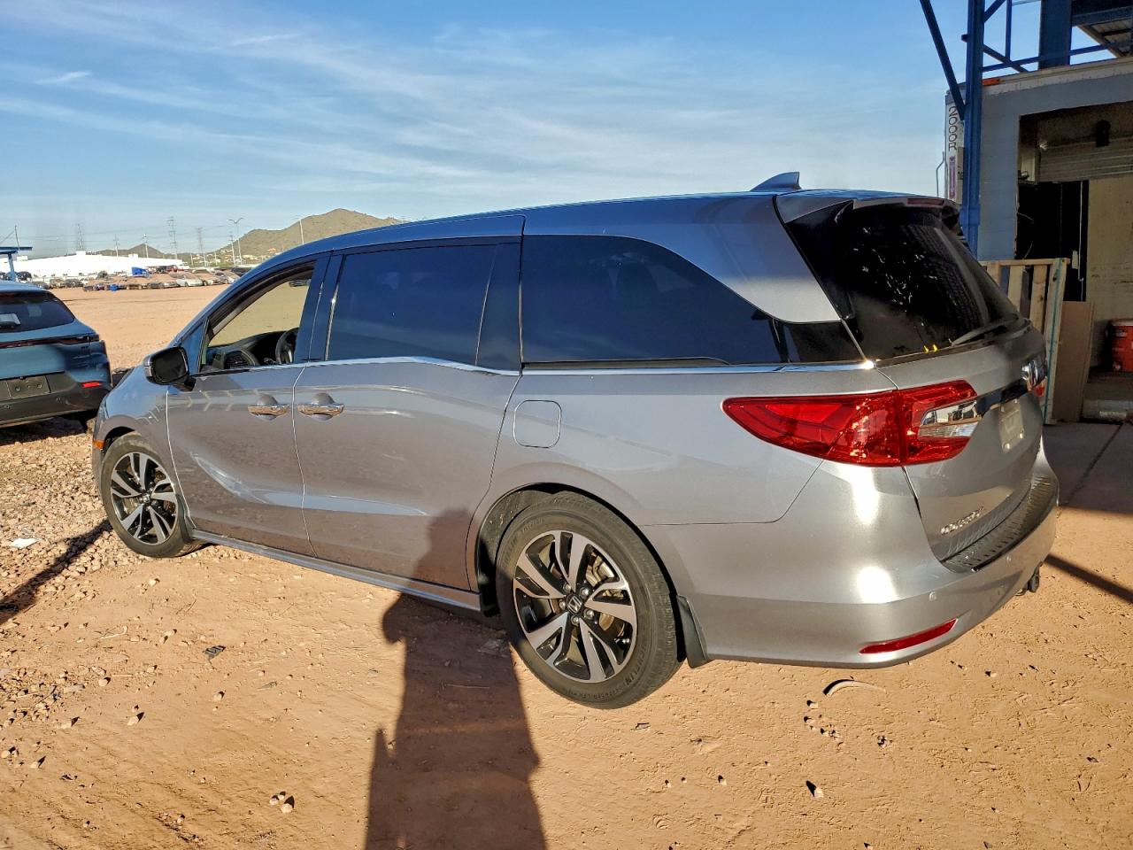 2019 HONDA ODYSSEY ELITE photo 2