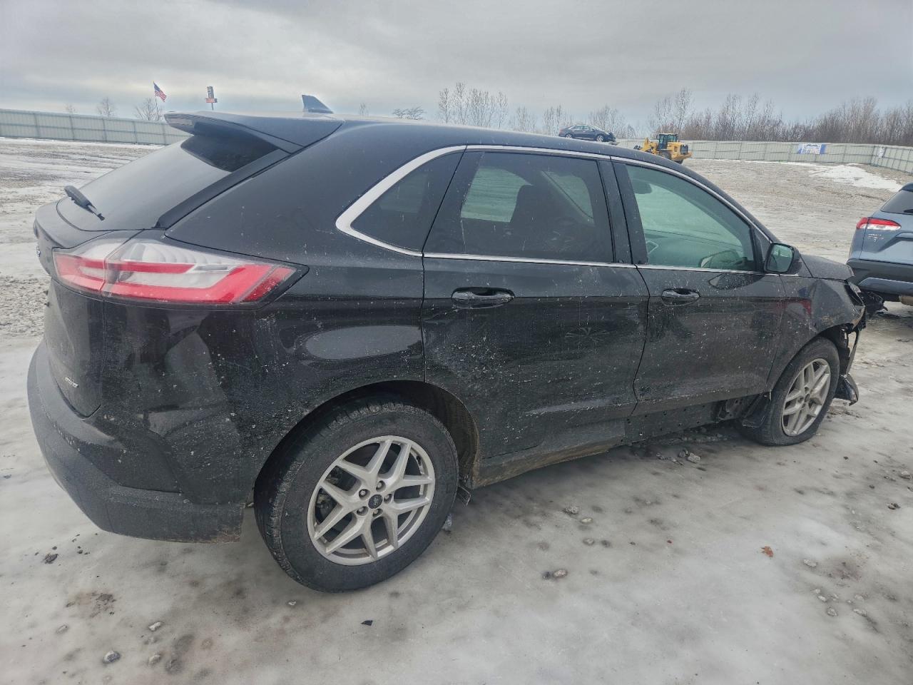 2024 FORD EDGE SEL photo 3