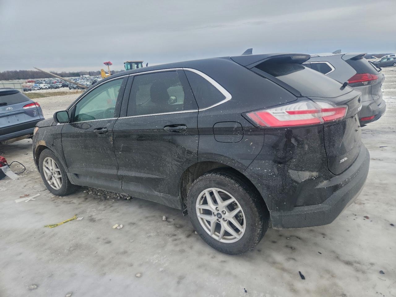 2024 FORD EDGE SEL photo 2