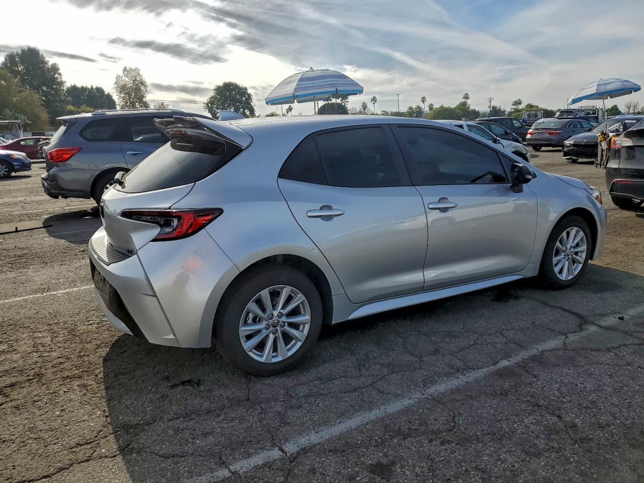 2025 TOYOTA COROLLA SE photo 3