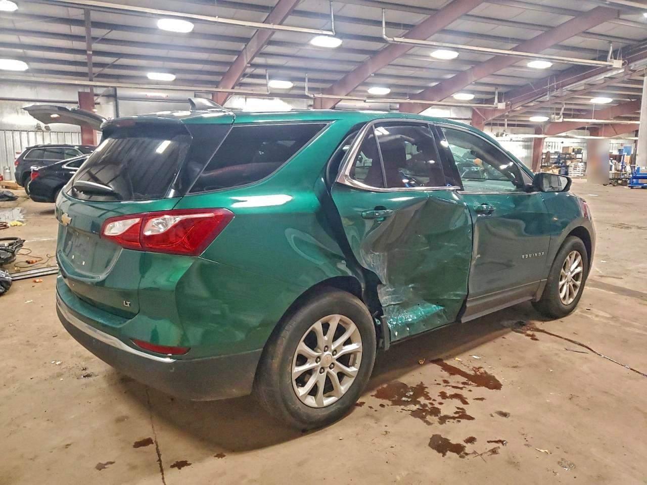 2018 CHEVROLET EQUINOX LT photo 3