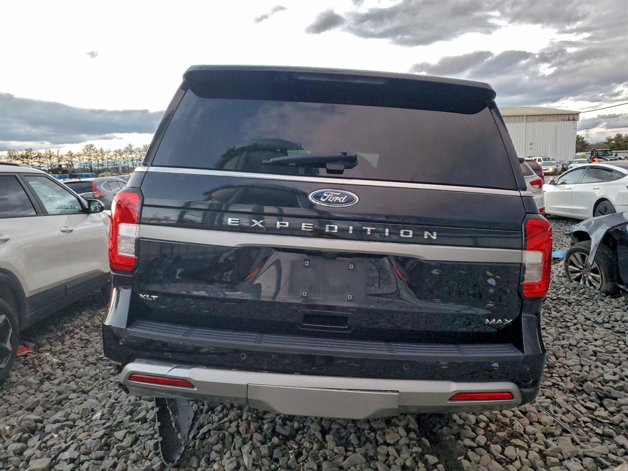 2024 FORD EXPEDITION MAX XLT photo 6