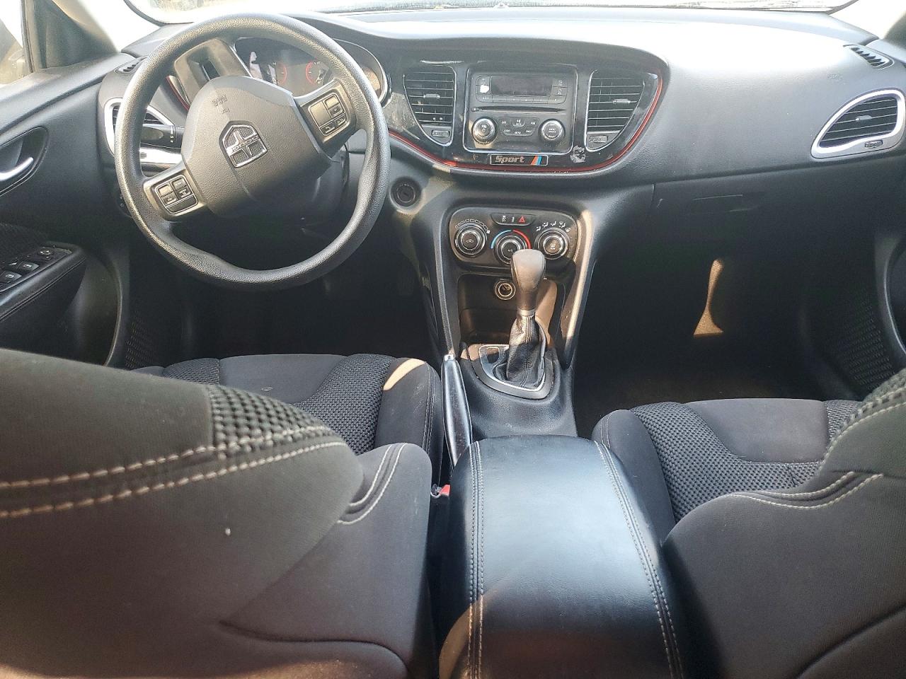 2016 CHRYSLER 200 S photo 8