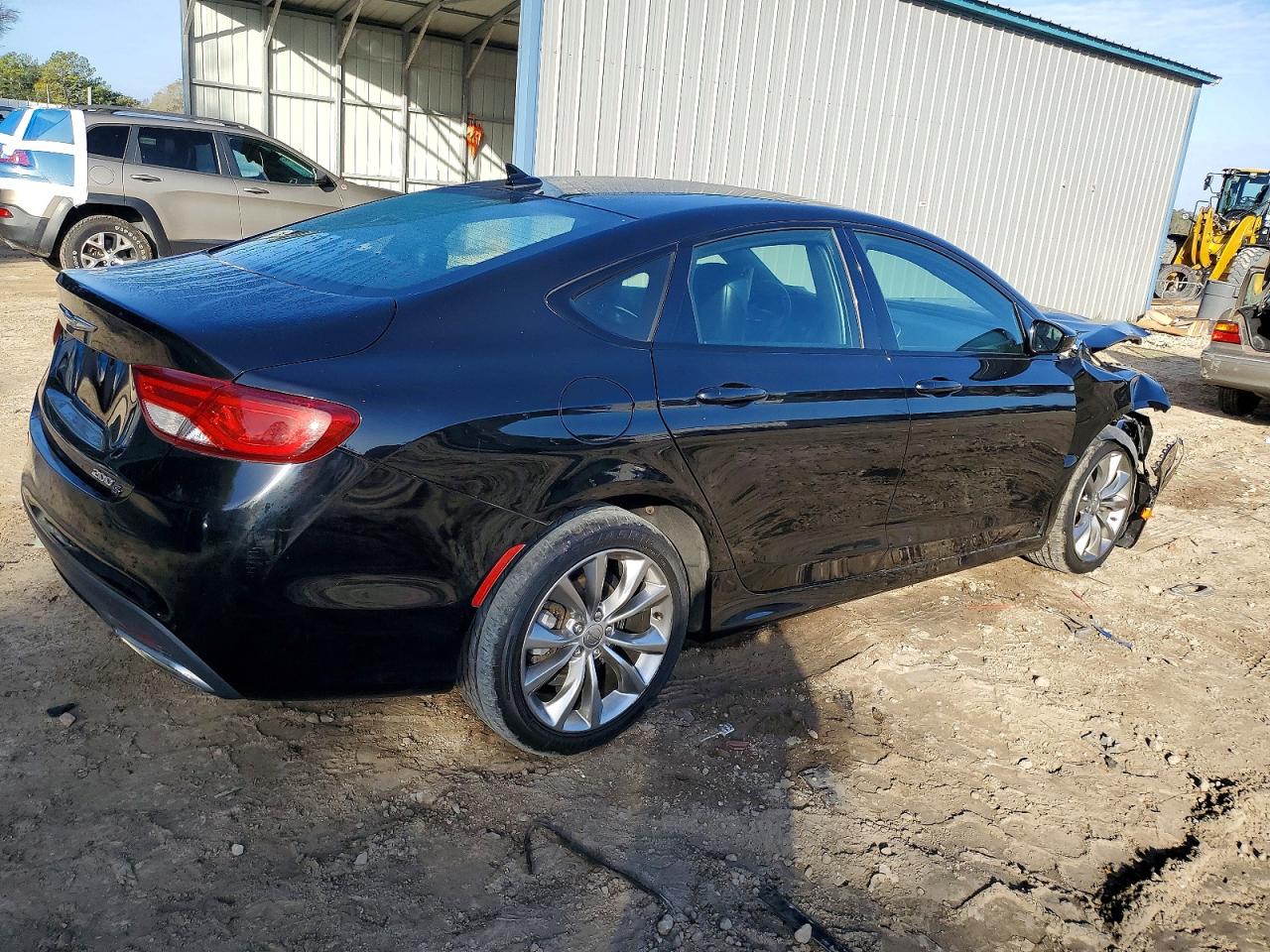 2016 CHRYSLER 200 S photo 3