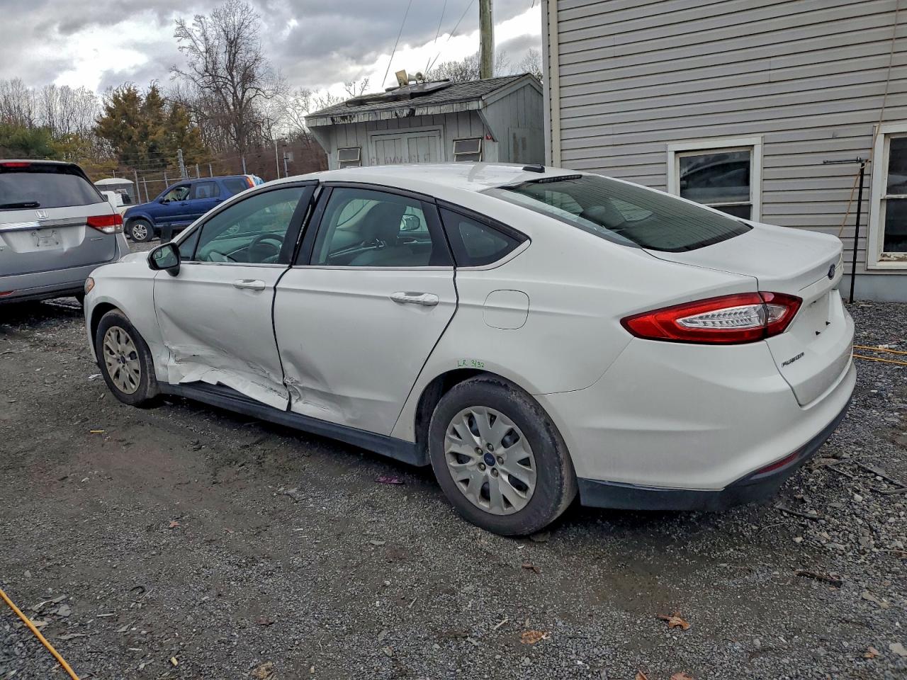 2014 FORD FUSION S photo 2
