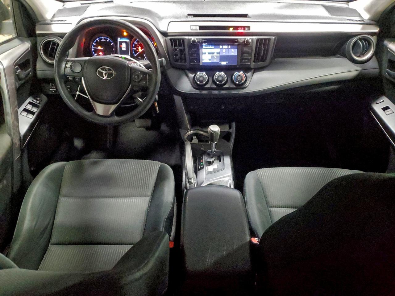 2017 TOYOTA RAV4 LE photo 22