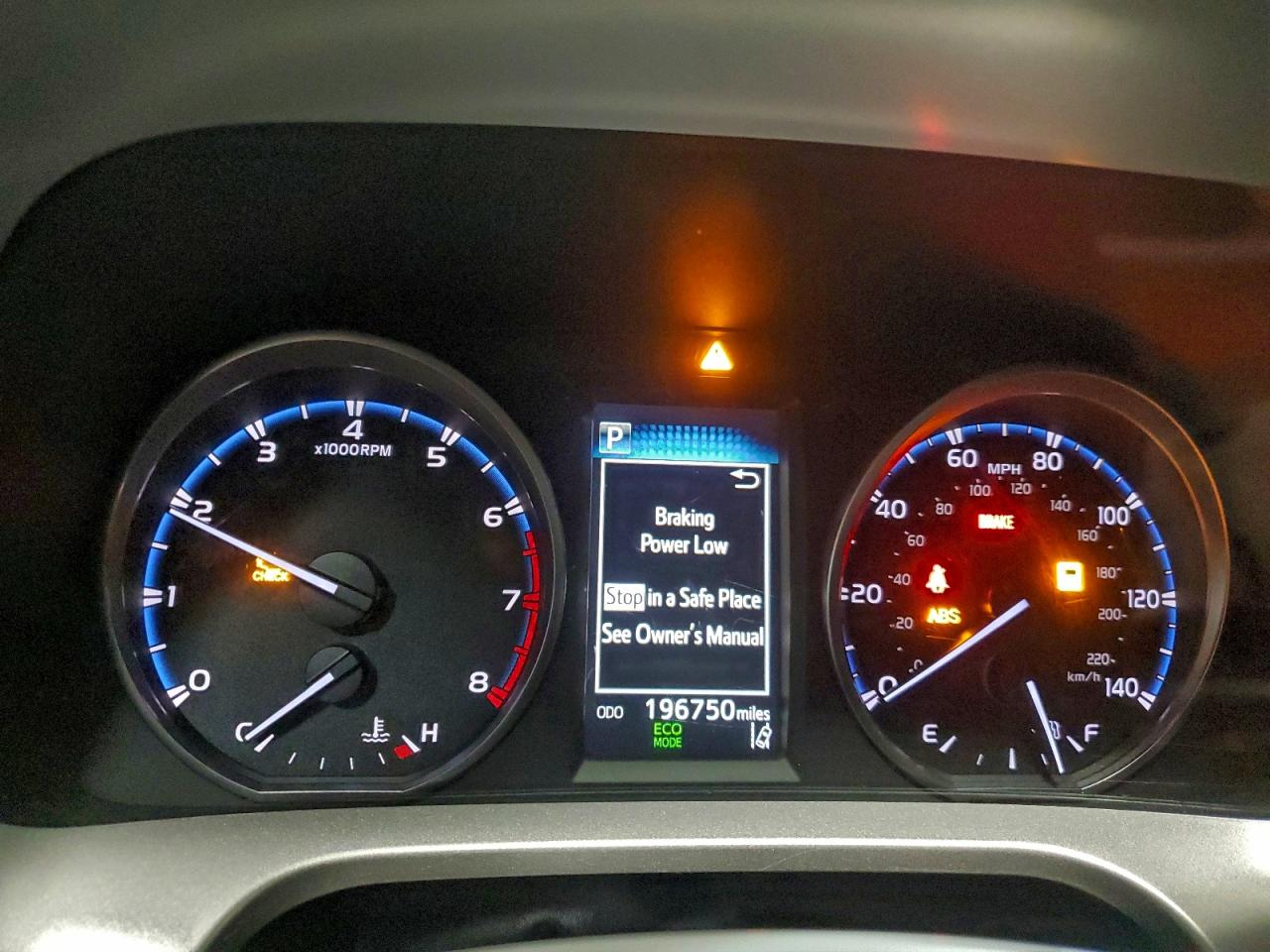 2017 TOYOTA RAV4 LE photo 25