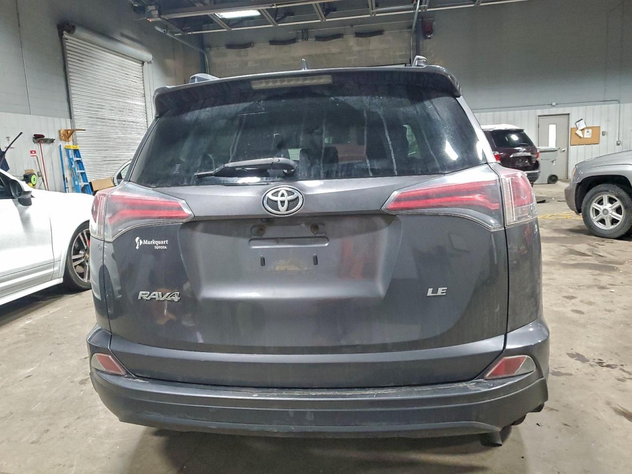 2017 TOYOTA RAV4 LE photo 16