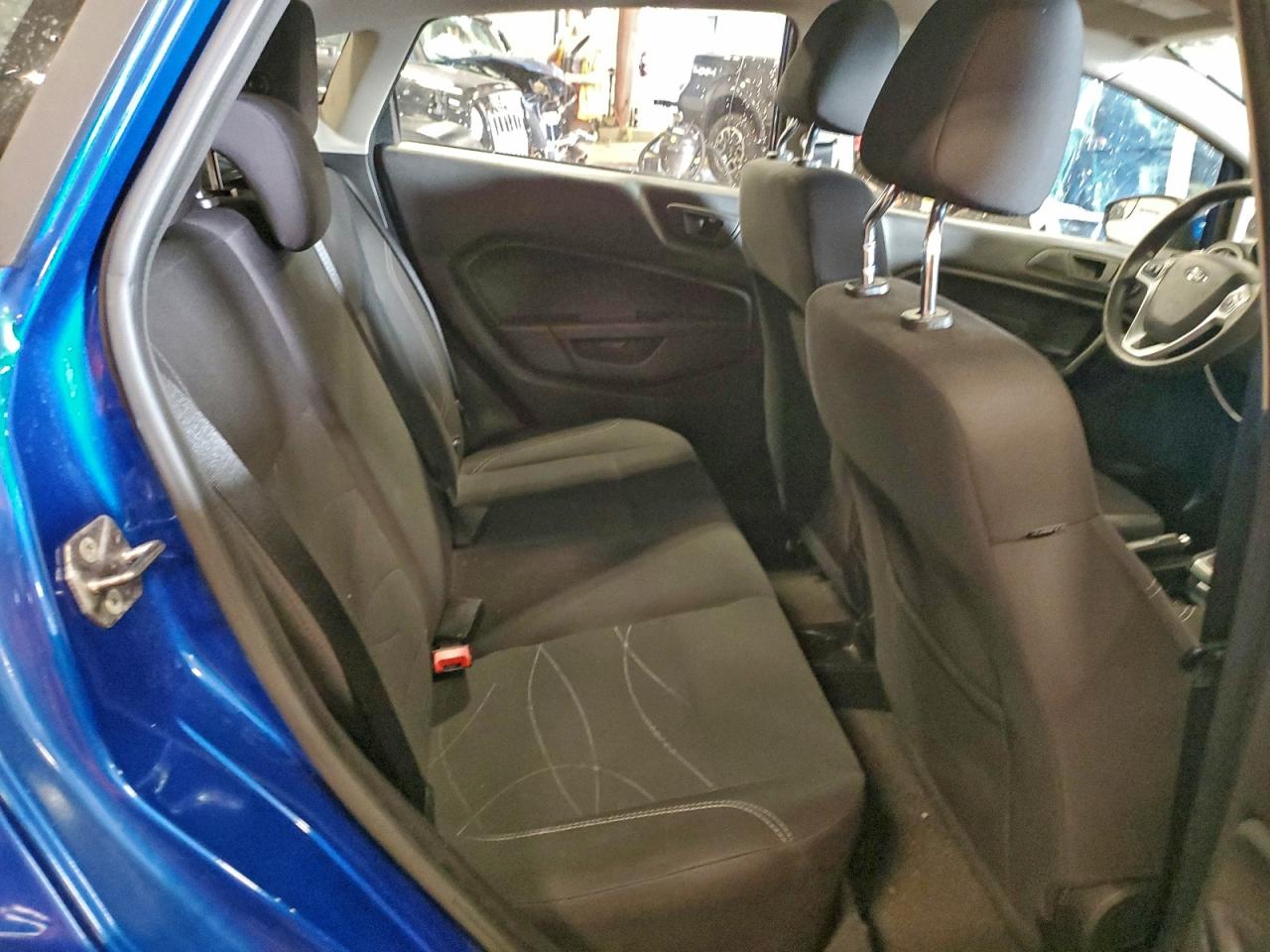 2019 FORD FIESTA SE photo 10