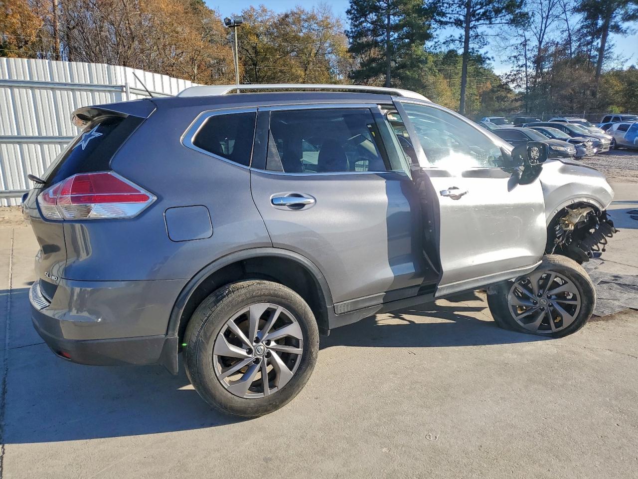 2016 NISSAN ROGUE S photo 3