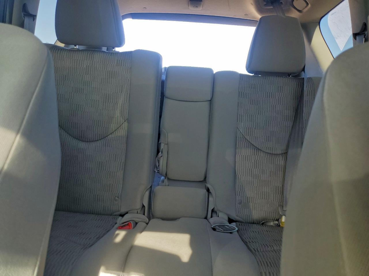 2012 TOYOTA RAV4 photo 10