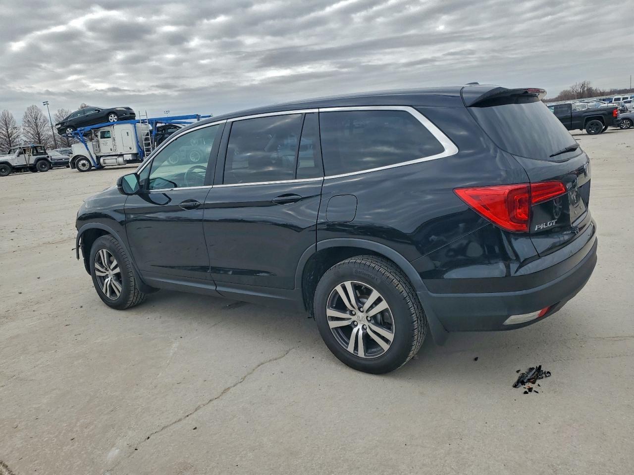 2016 HONDA PILOT EXL photo 2