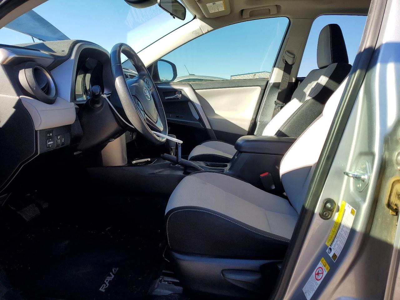 2018 TOYOTA RAV4 ADVENTURE photo 13