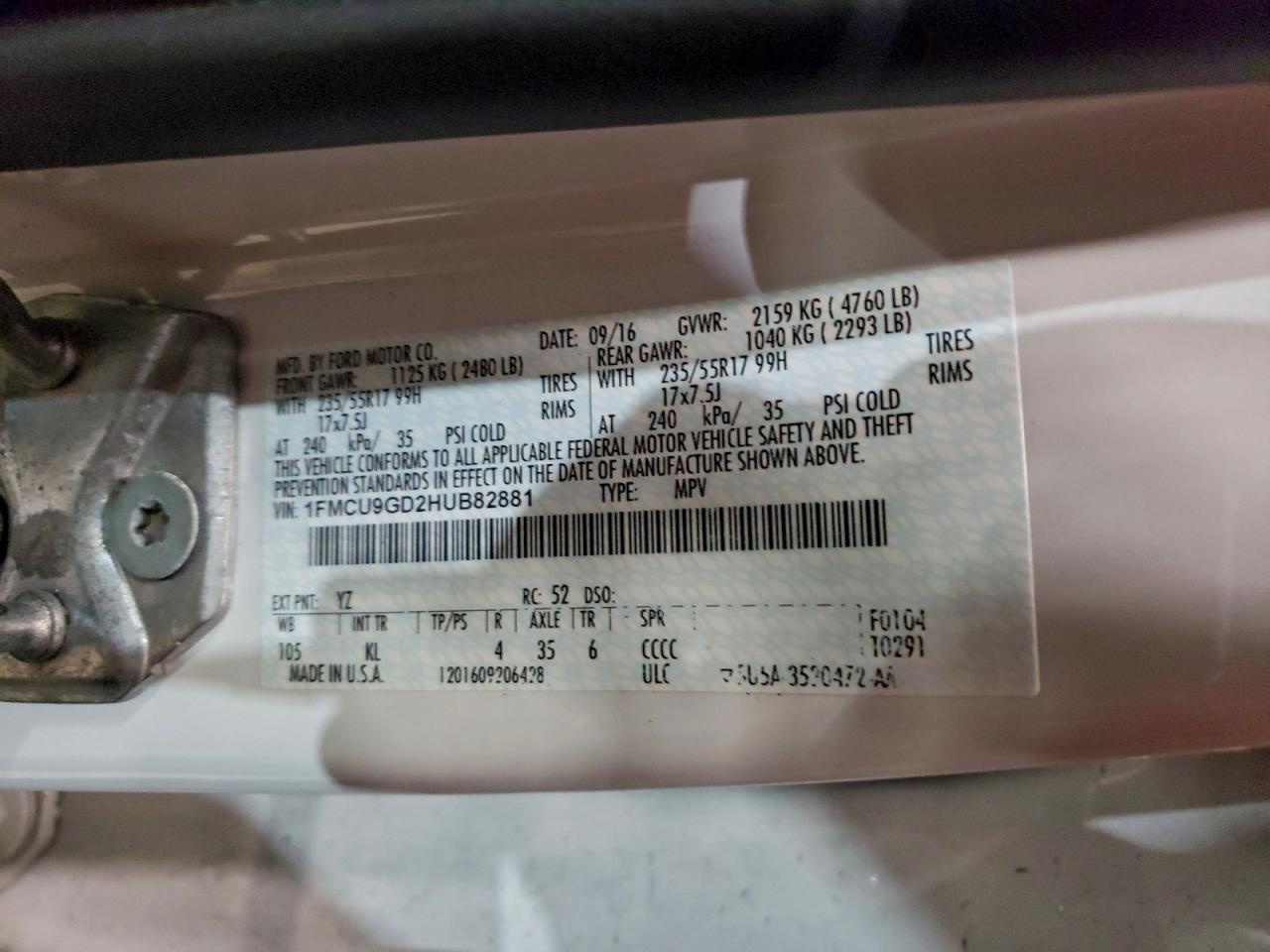 2017 FORD ESCAPE SE photo 13