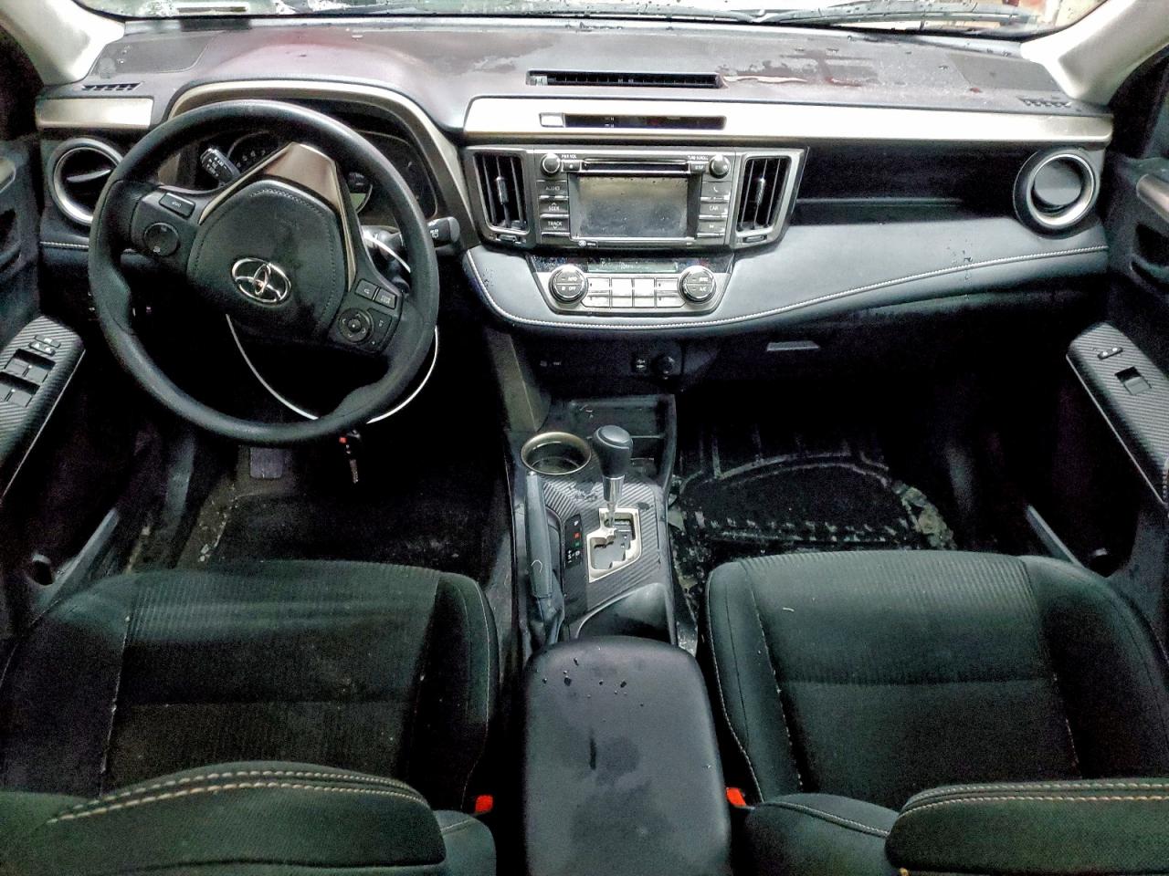 2013 TOYOTA RAV4 XLE photo 8