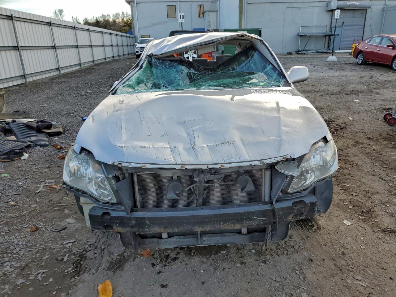 2006 TOYOTA AVALON XL photo 9
