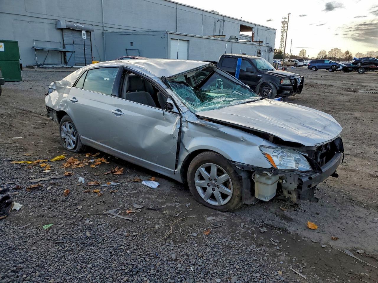 2006 TOYOTA AVALON XL photo 7