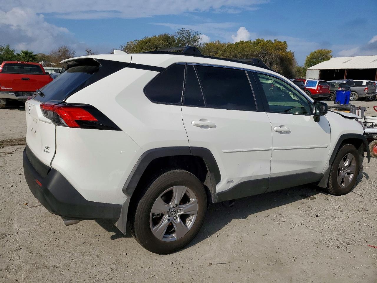 2025 TOYOTA RAV4 LE photo 3