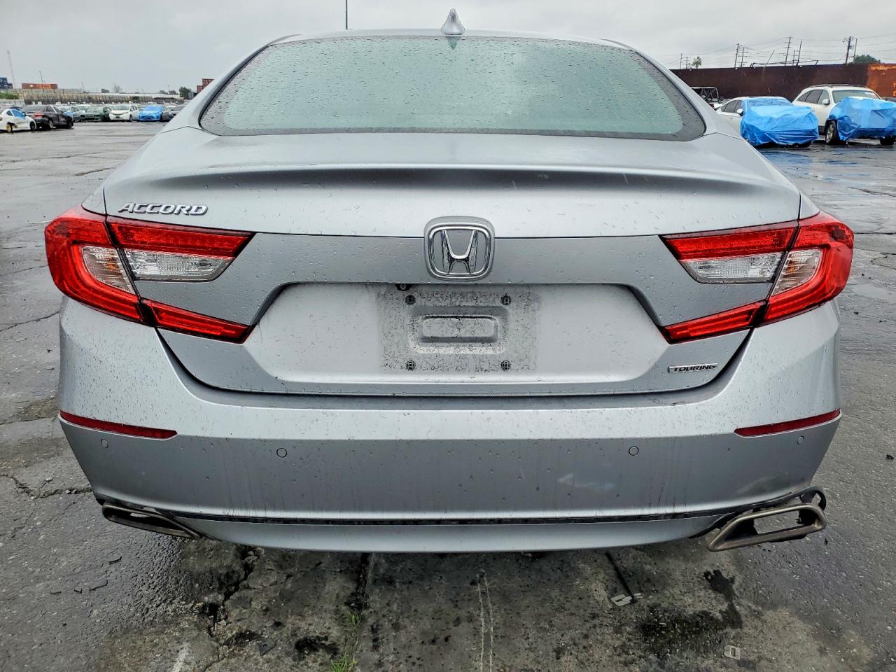2018 HONDA ACCORD TOURING photo 6