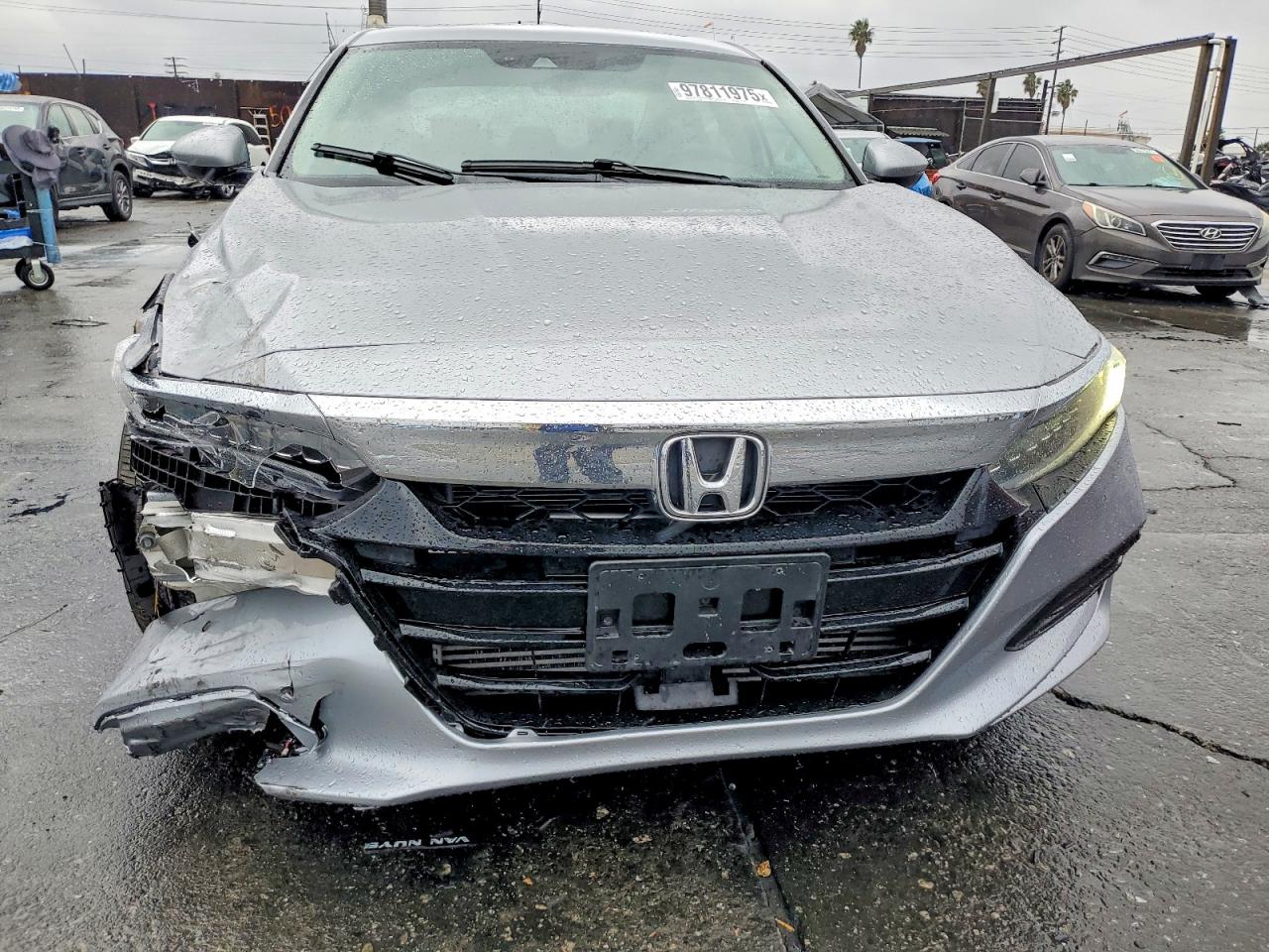 2018 HONDA ACCORD TOURING photo 5