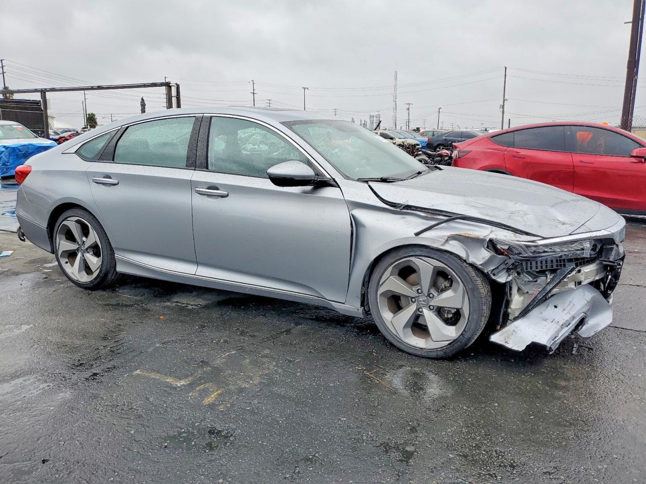 2018 HONDA ACCORD TOURING photo 4