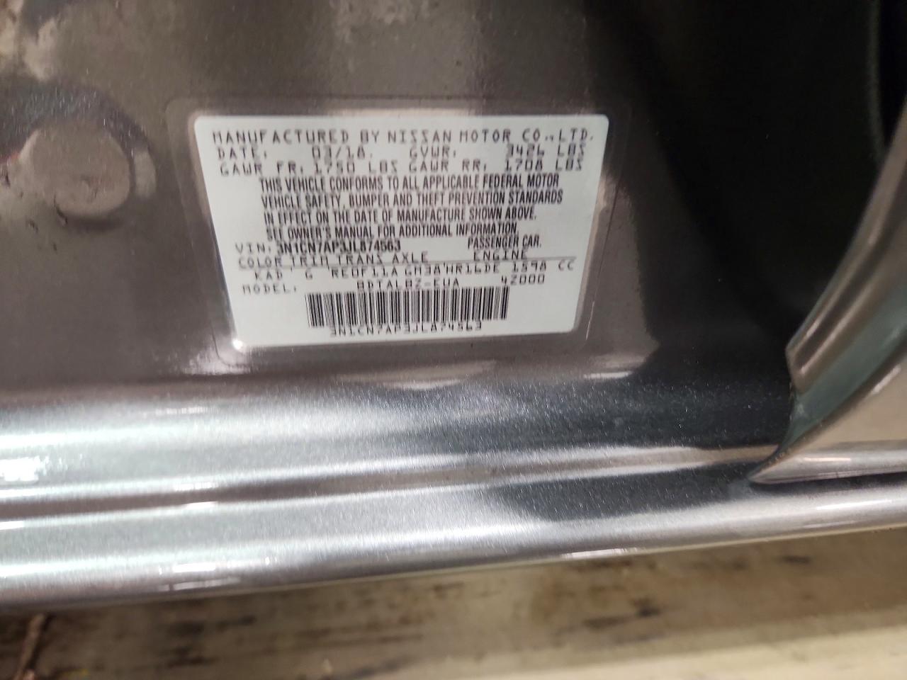 2018 NISSAN VERSA SV photo 23