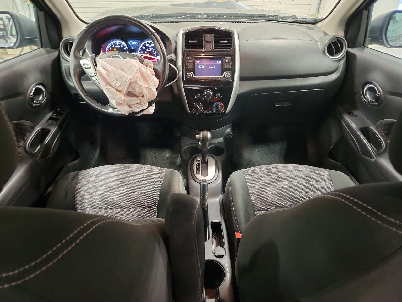 2018 NISSAN VERSA SV photo 15