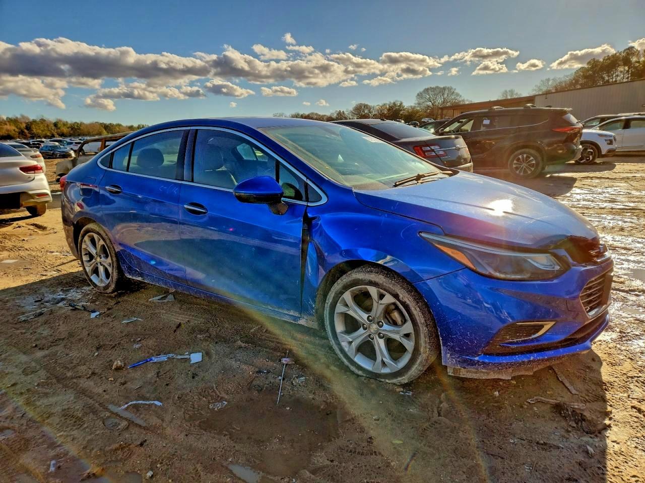 2017 CHEVROLET CRUZE PREMIER photo 4