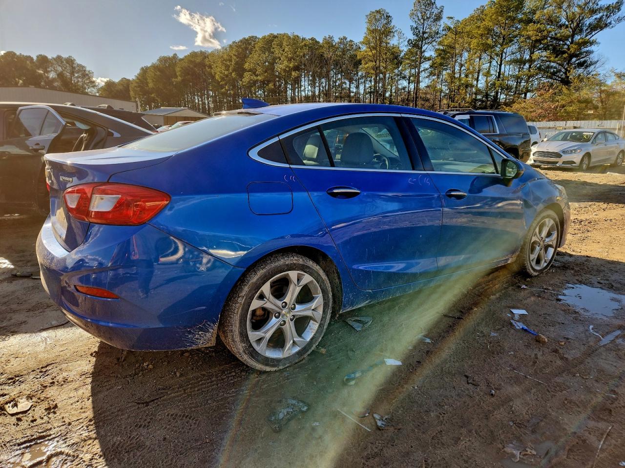 2017 CHEVROLET CRUZE PREMIER photo 3