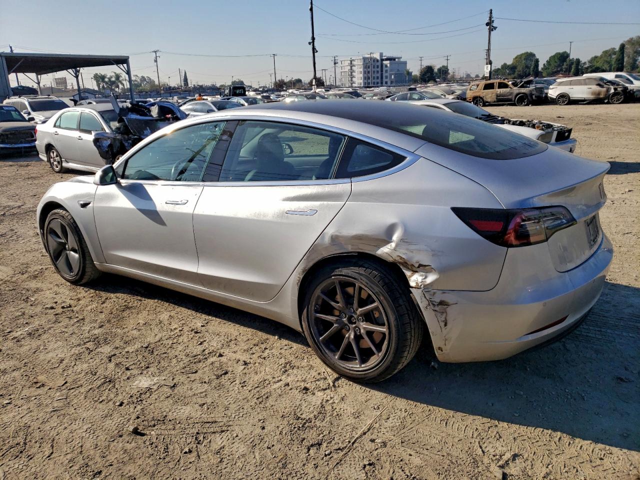 2018 TESLA MODEL 3 photo 2