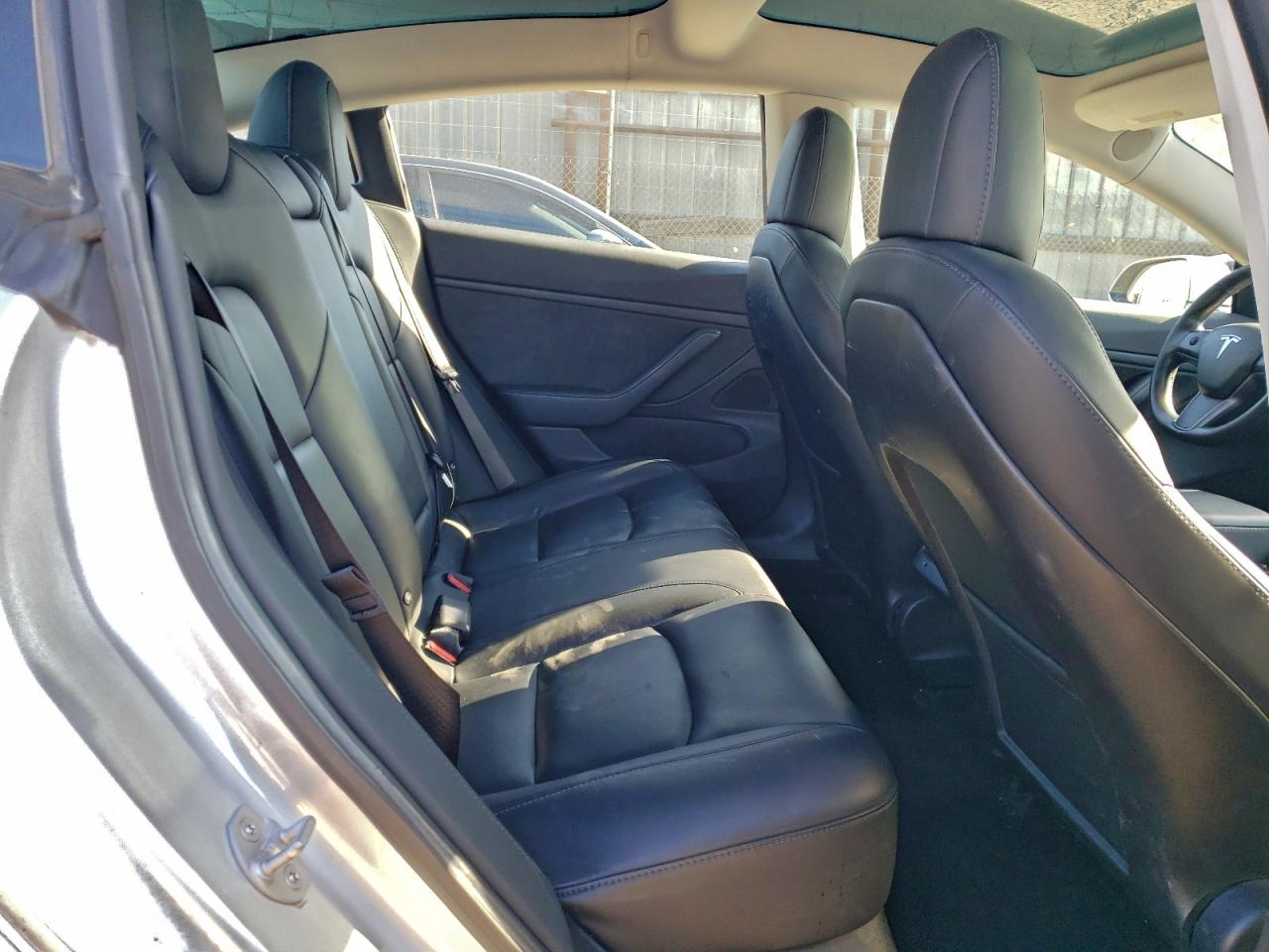 2018 TESLA MODEL 3 photo 10