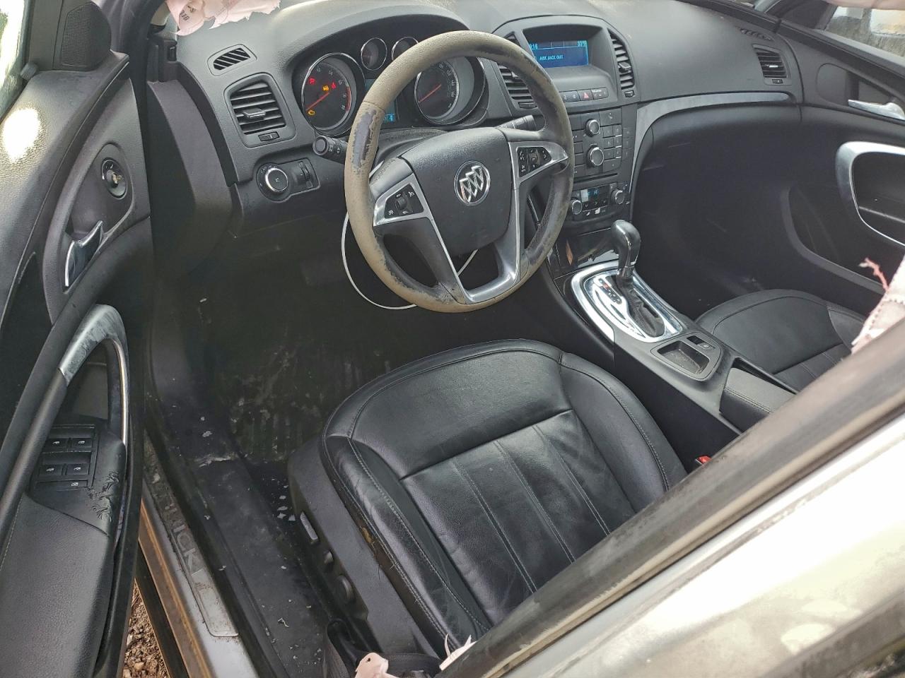2011 BUICK REGAL CXL photo 8