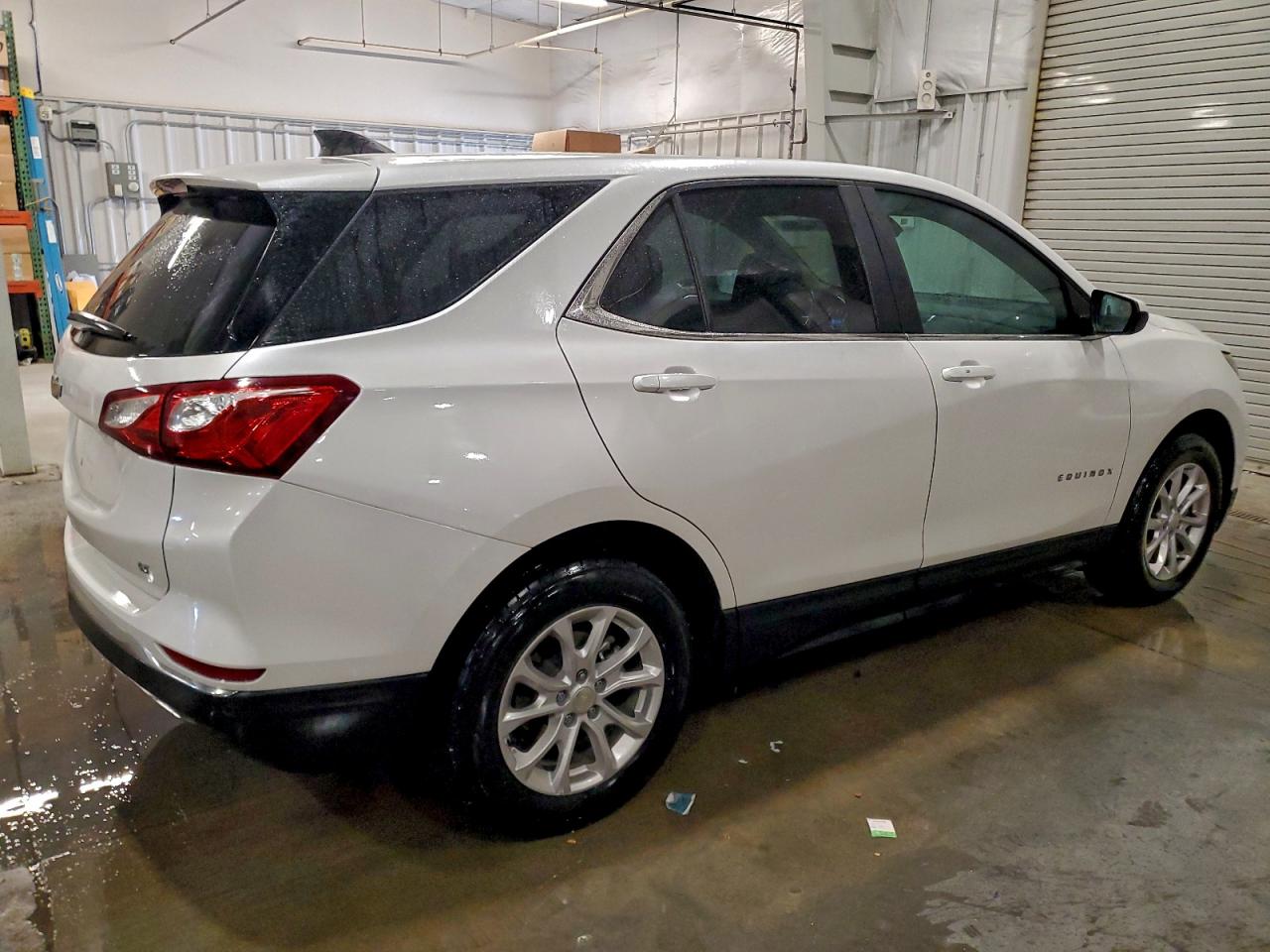 2021 CHEVROLET EQUINOX LT photo 3