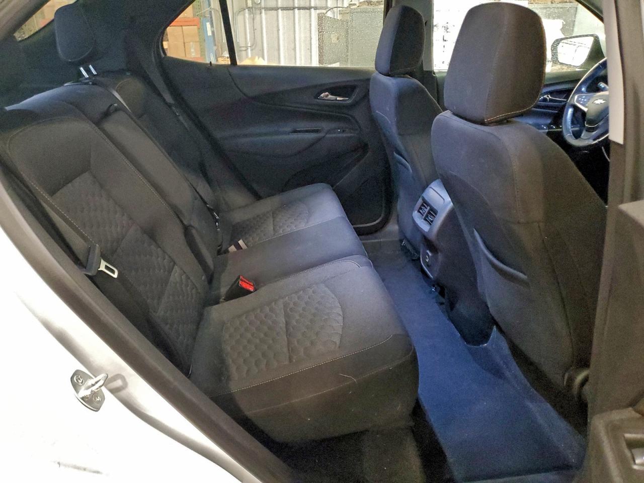 2021 CHEVROLET EQUINOX LT photo 11