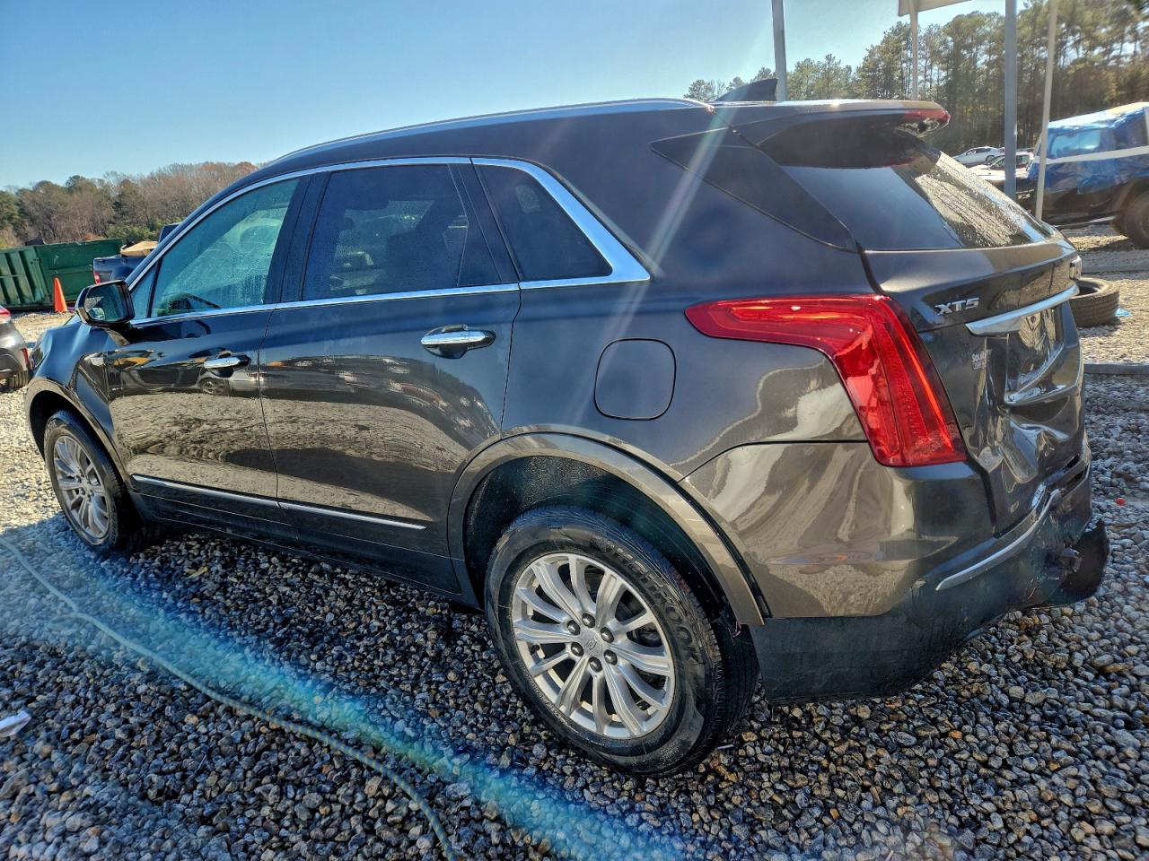 2019 CADILLAC XT5 photo 2
