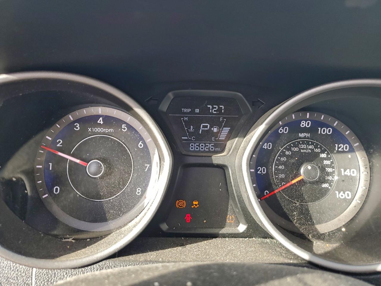 2016 HYUNDAI ELANTRA SE photo 9