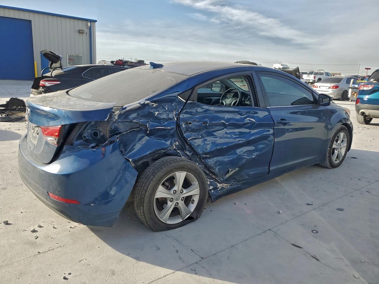 2016 HYUNDAI ELANTRA SE photo 3