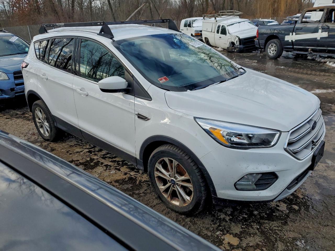 2018 FORD ESCAPE SE photo 4