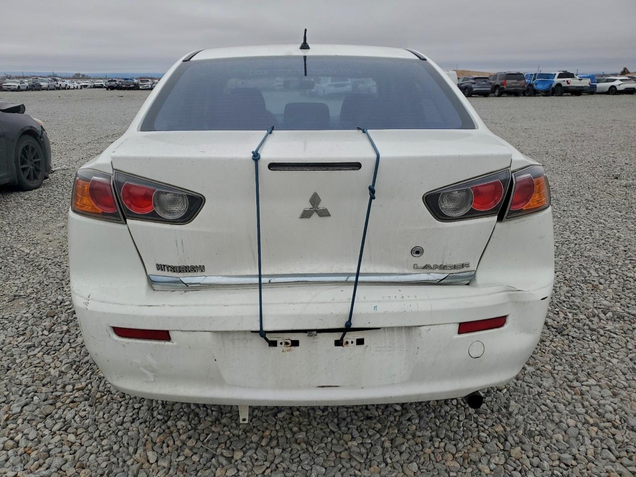 2011 MITSUBISHI LANCER ES/ES SPORT photo 6