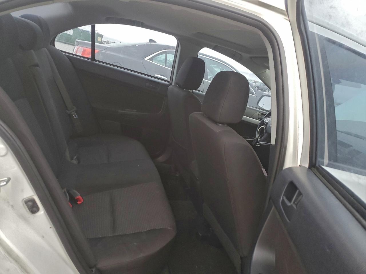 2011 MITSUBISHI LANCER ES/ES SPORT photo 10
