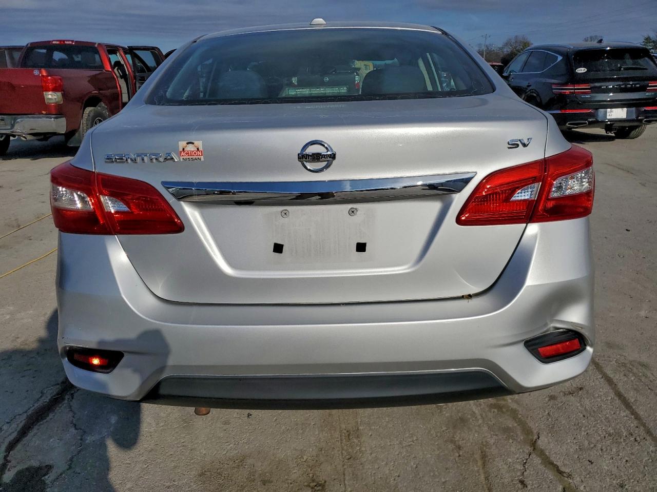 2019 NISSAN SENTRA S photo 6