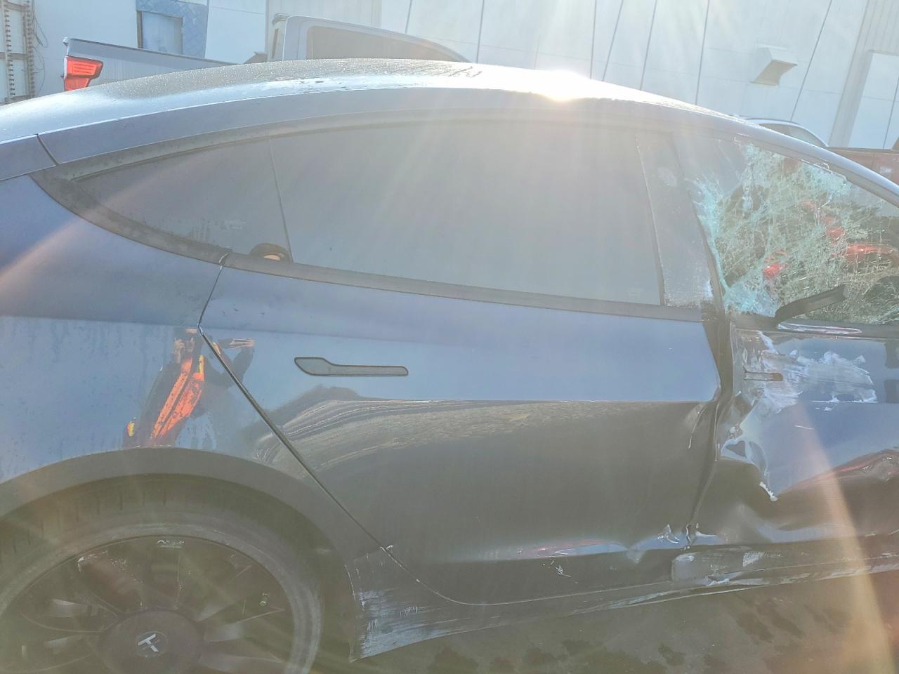 2022 TESLA MODEL 3 photo 10