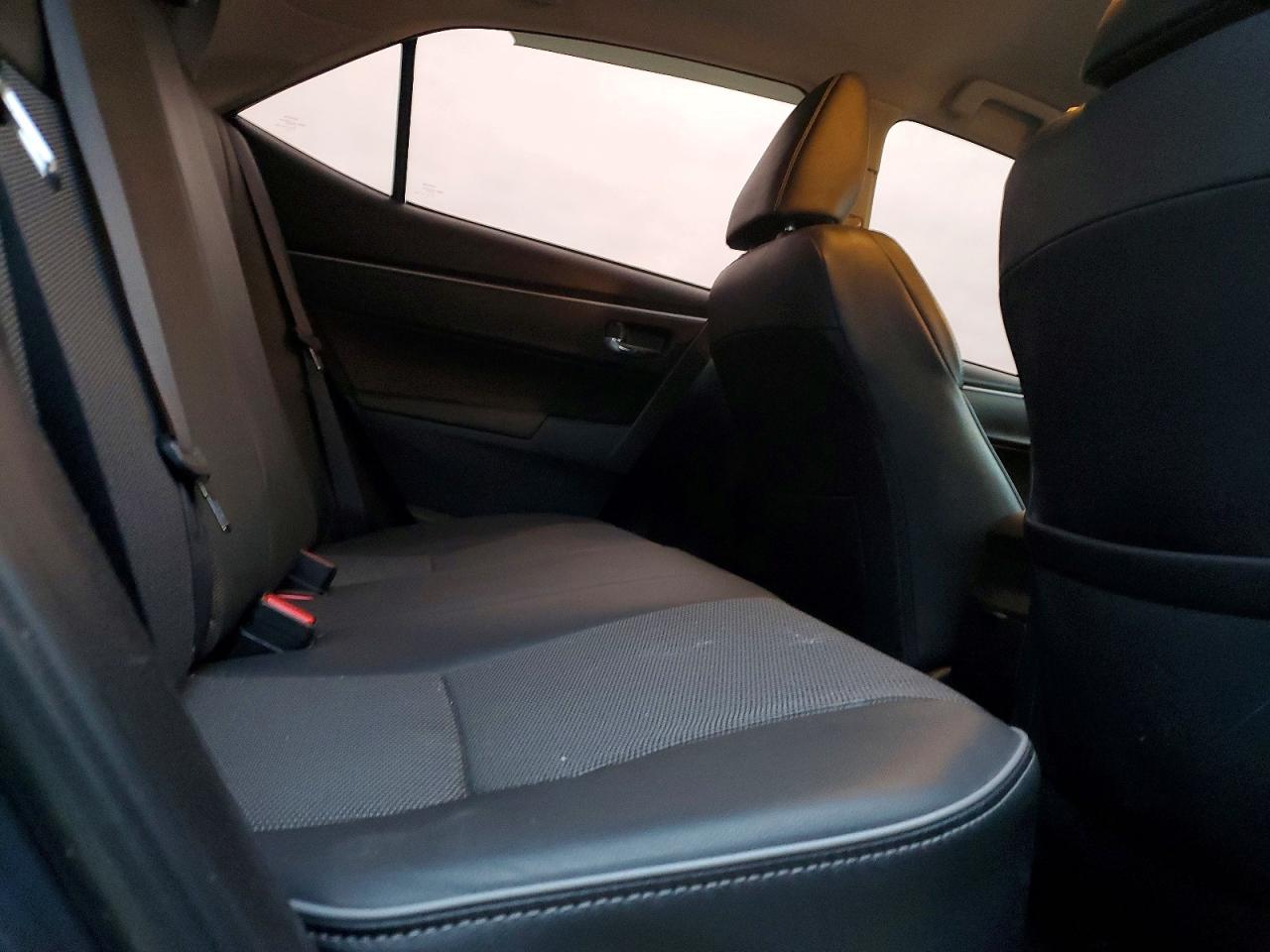 2014 TOYOTA COROLLA L photo 10