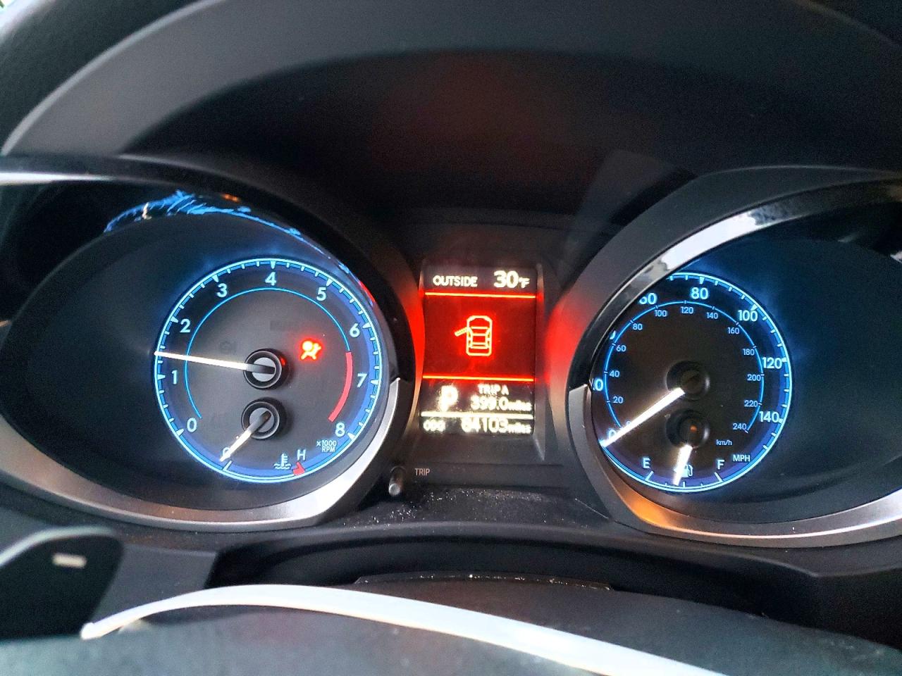2014 TOYOTA COROLLA L photo 9