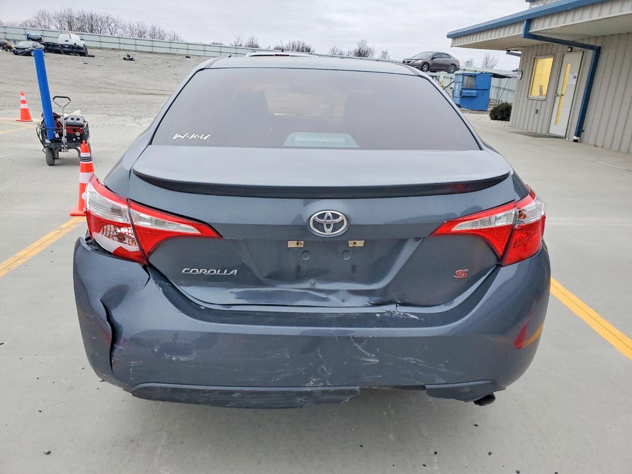 2014 TOYOTA COROLLA L photo 6