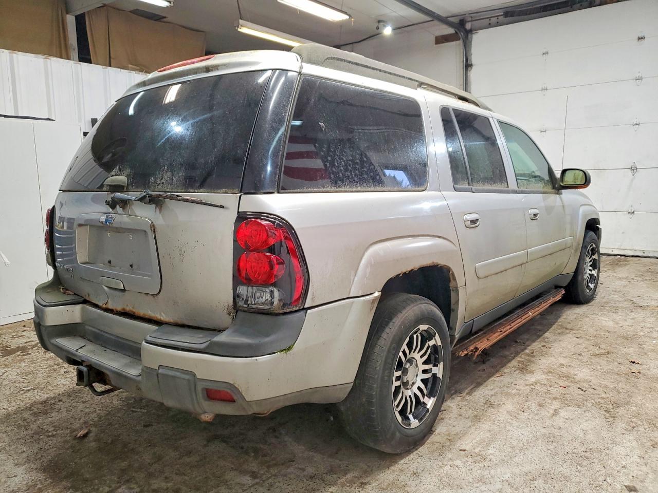 2005 CHEVROLET TRAILBLAZER EXT LS photo 3