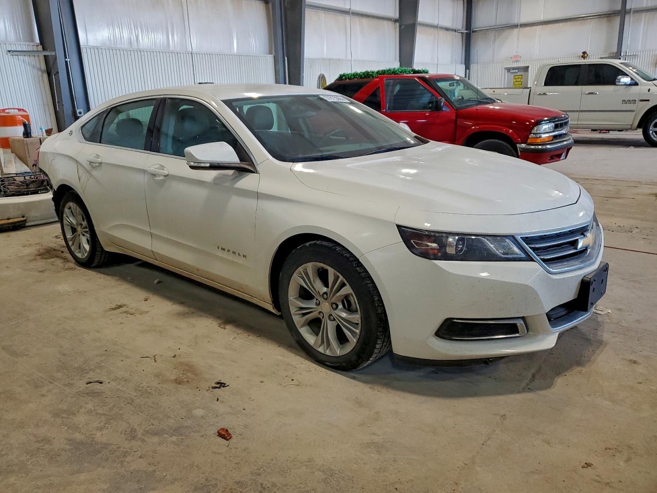 2015 CHEVROLET IMPALA LT photo 4