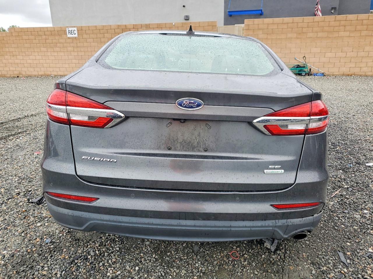 2020 FORD FUSION SE photo 6