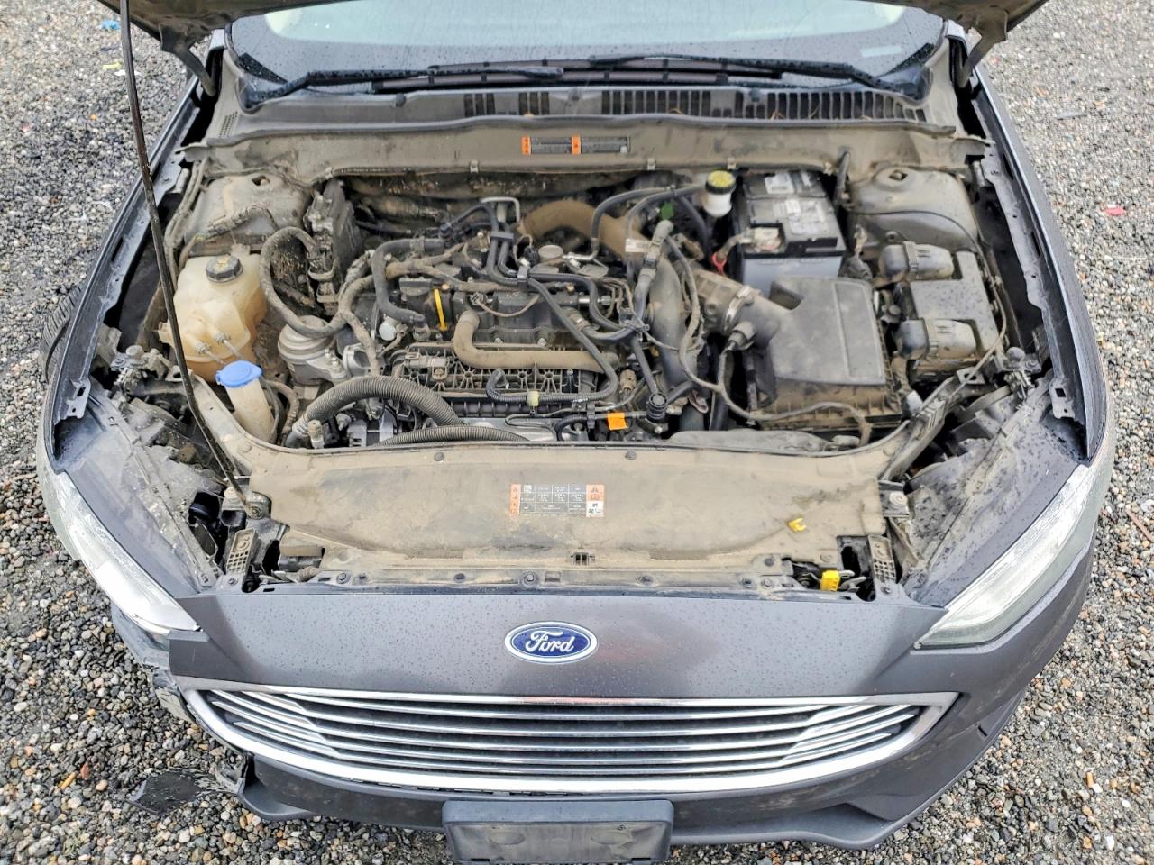 2020 FORD FUSION SE photo 11